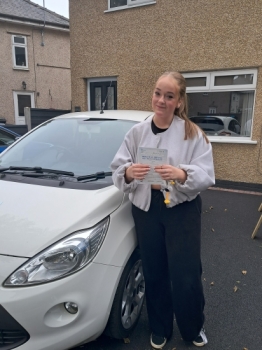 Massive congratulations go to Maisie T, who passed her driving test this morning at the 1st attempt and with only 3 driver faults. She joins my exclusive club of passing both theory and practical 1st time.<br />
Its been an absolute pleasure taking you for lessons, enjoy your independence and stay safe 😊