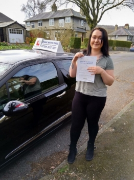 Huge congratulations go to Natalie who passed her driving test this morning in Buxton at the first attempt and with only 3 driver faults. She joins the exclusive club of passing both theory and driving tests first time. It´s been an absolute pleasure taking you for lessons. Enjoy your independence and stay safe 😊