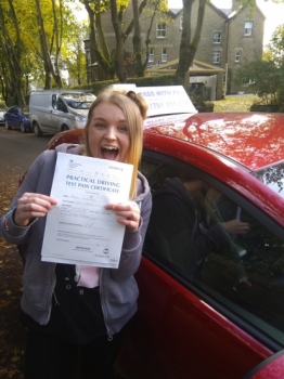 Massive congratulations go to Rosie, who passed her driving test today in Buxton at the first attempt and with only 6 driver faults. You worked so hard for that, well done. It´s been an absolute pleasure taking you for lessons. Enjoy your independence and stay safe 😊