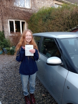 Huge congratulations go to Rowan, on passing her driving test today at the first attempt. She joins my exclusive club of passing both theory and practical test first time. It´s been an absolute pleasure taking you for lessons, enjoy your independence and stay safe 👏👏👏👏👏