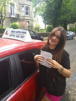 Massive congratulations go to Sophie B, who passed her test today in Buxton.<br />
Well done, you handled the nerves great.<br />
It´s been an absolute pleasure taking you for lessons, enjoy your independence and stay safe 👏👏👏👏👏