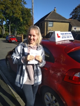 Massive congratulations go to Sophie, who passed her driving test today 1st time and with only 5 driver faults.<br />
You stayed calm, nailed the basics and smashed it, well done.<br />
It´s been an absolute pleasure taking you for lessons, enjoy your independence and stay safe 👏👏👏👏👏